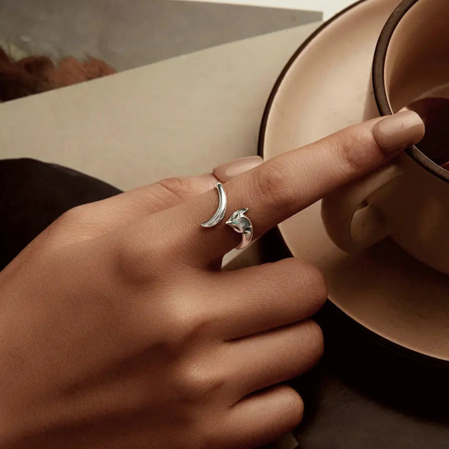 Murps 925 sterling silver adjustable fox wrap ring on finger