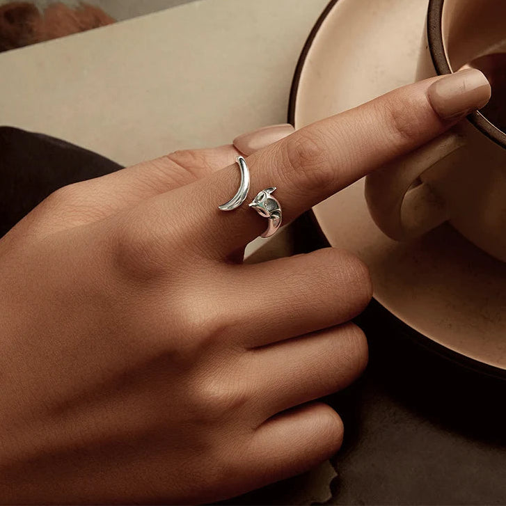 Murps 925 sterling silver adjustable fox wrap ring on finger