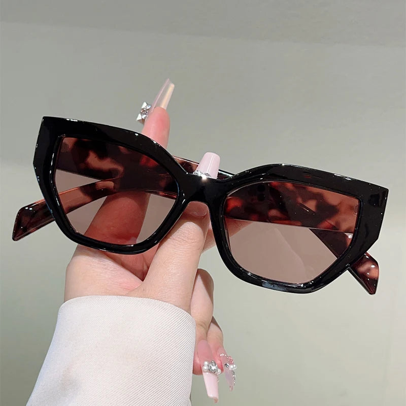 Oversized Cat-Eye Sunglasses for Women | UV400 Gradient Lenses & Glossy Frame