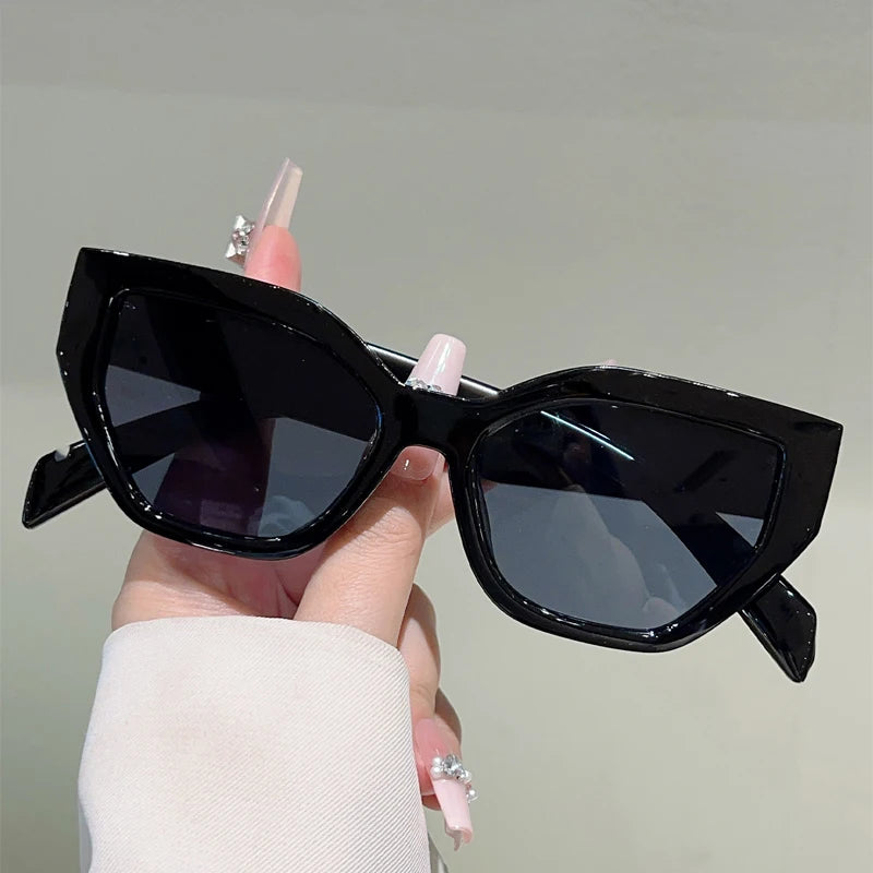 Oversized Cat-Eye Sunglasses for Women | UV400 Gradient Lenses & Glossy Frame