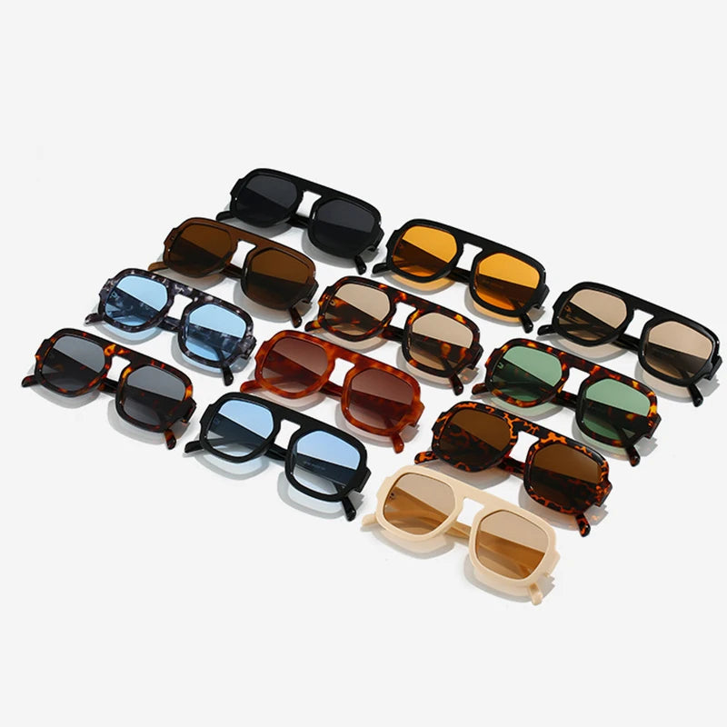 Murps AeroSquare retro pilot sunglasses in black frame with black gray lenses