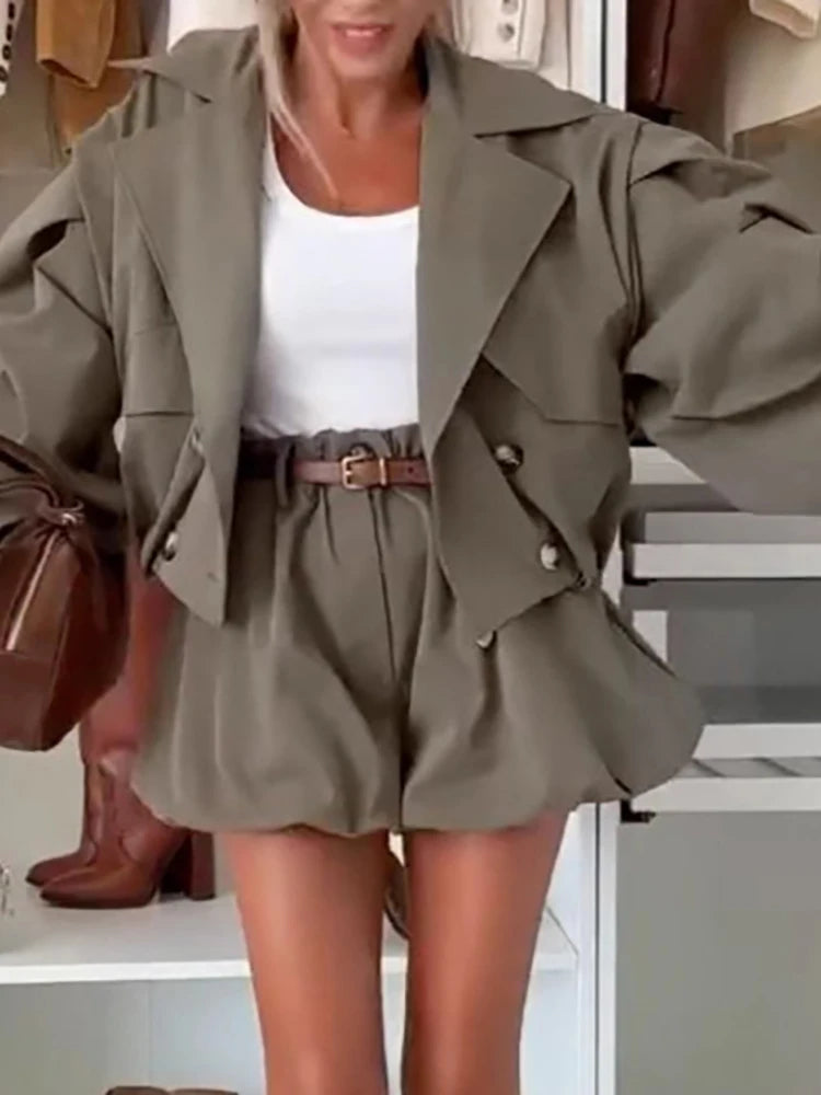 Oversized Blazer & Paperbag Shorts Set – Double-Breasted, Relaxed