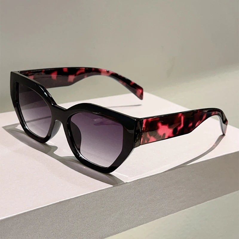 Oversized Cat-Eye Sunglasses for Women | UV400 Gradient Lenses & Glossy Frame