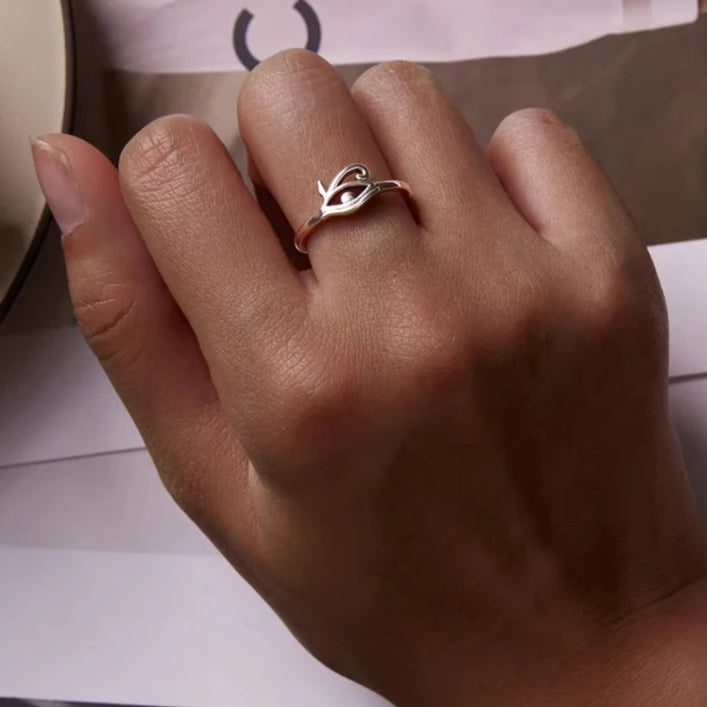 Murps Eye of Horus adjustable ring in oxidized 925 sterling silver