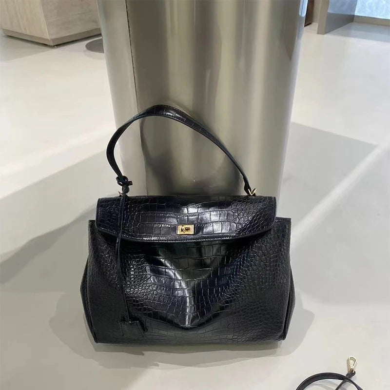 Murps Luxury - Classic Turn-Lock Shoulder Tote