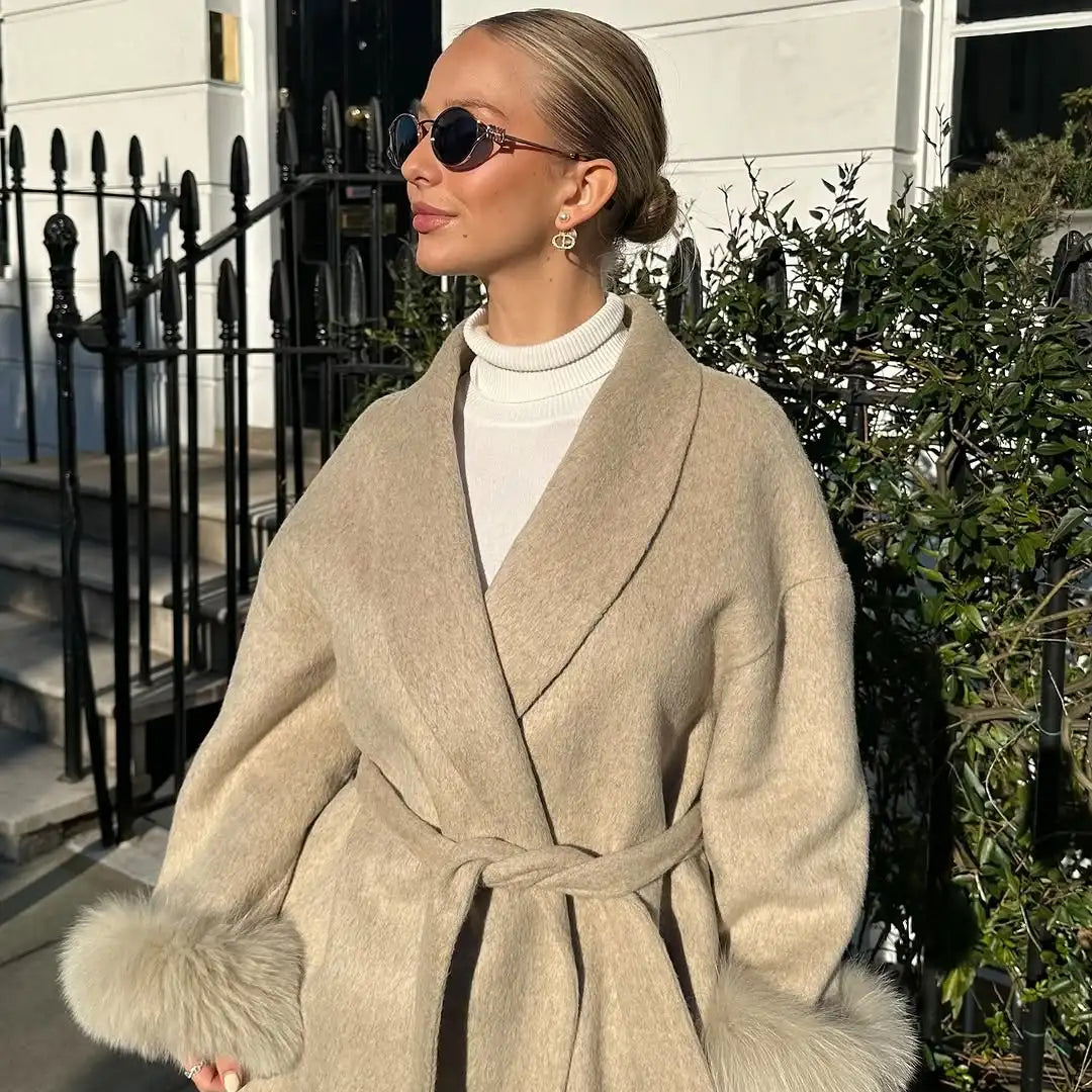 Chic Faux-Fur Cuff Woolen Short Coat – Single-Breasted, Belted