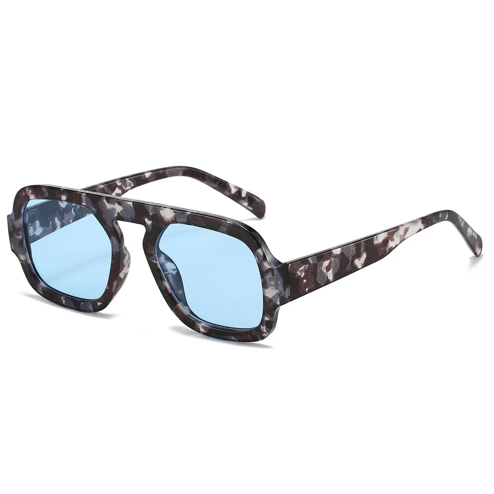 Murps AeroSquare retro pilot sunglasses in black frame with black gray lenses