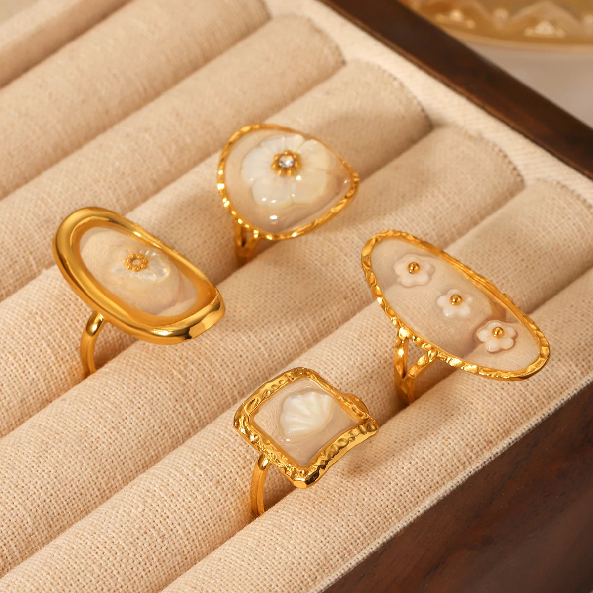 Huangchao Shell Flower Open Ring – 18K Gold Plated Stainless Steel, Hypoallergenic & Waterproof